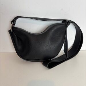 BCBG Hobo Bag Black Textured Faux Leather Adjustable Strap‎ Crossbody Handbag